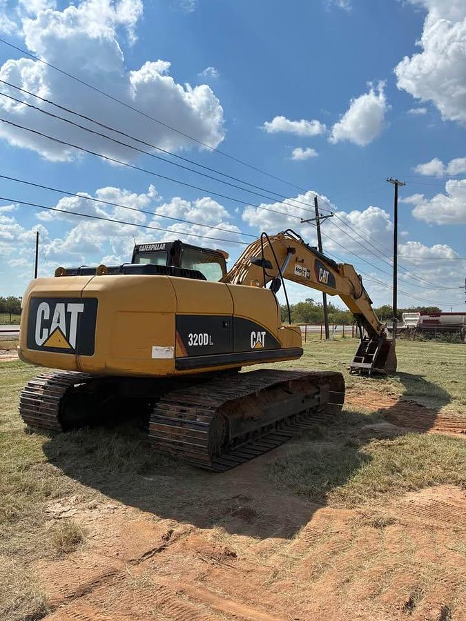 Used 2008 Caterpillar 320D L