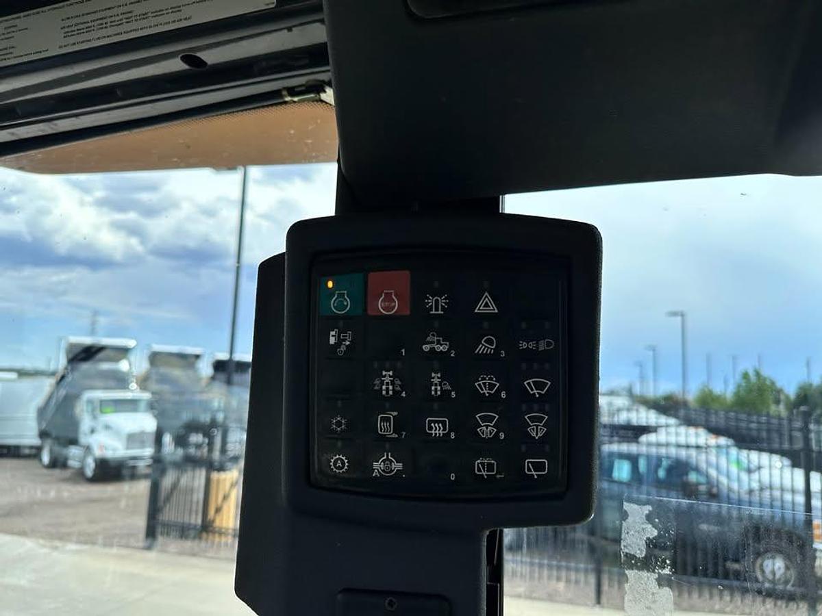 Used 2009 John Deere 772G