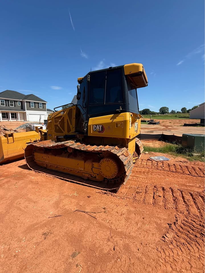 Used 2023 Caterpillar D3