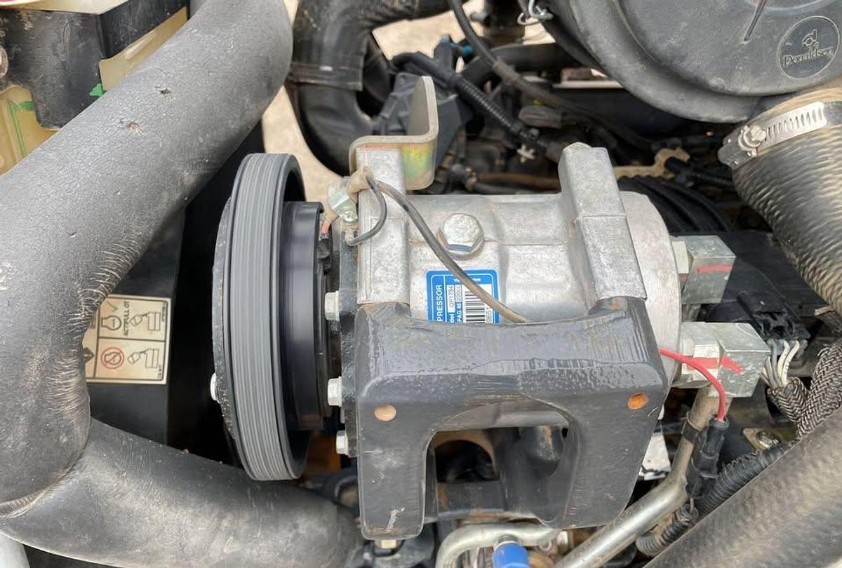 Used 2018 Case 580N EP