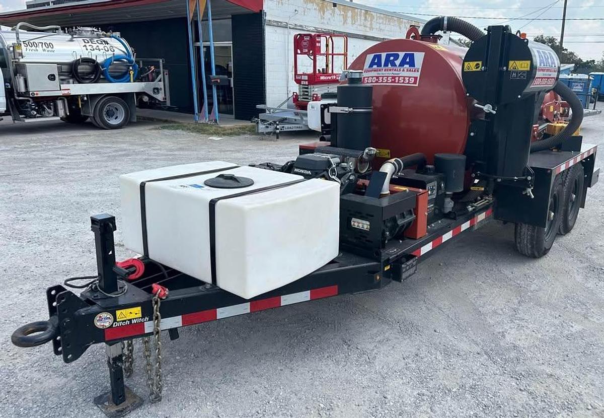 Used 2024 Ditch Witch MV8 Mud Vac