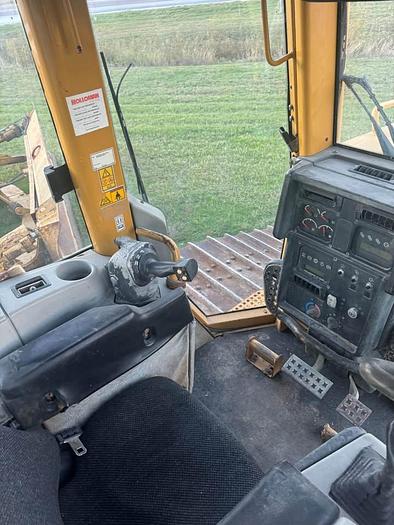 Used 2005 Caterpillar D6N LGP