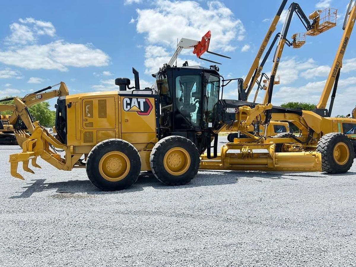 Used 2015 CAT 140M3 Motor Grader