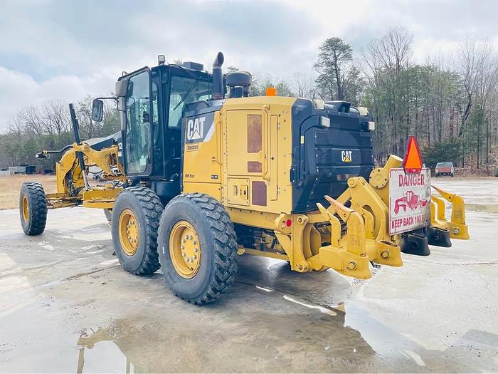 Used 2013 CATERPILLAR 120m2