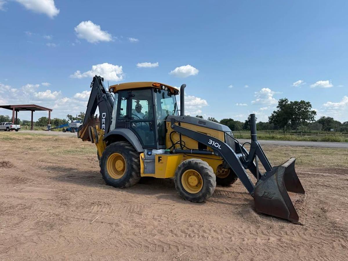 Used 2019 John Deere 310L