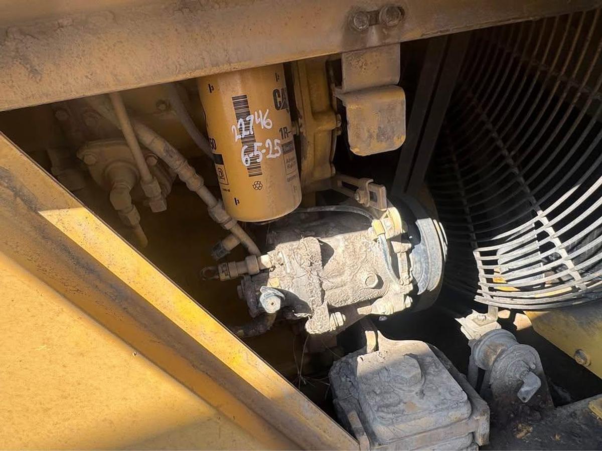 Used 1998 Caterpillar 815F