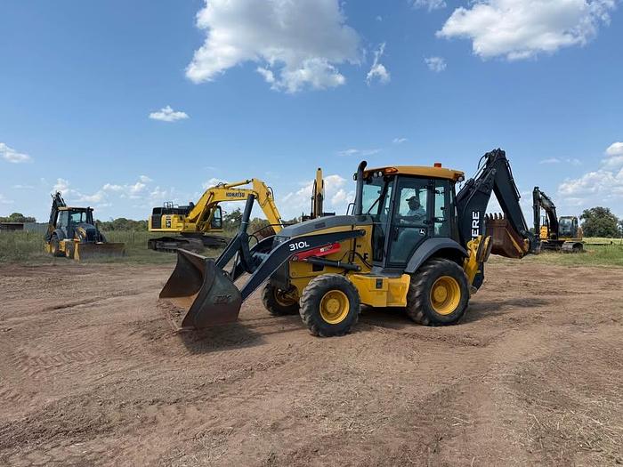 2019 John Deere 310L