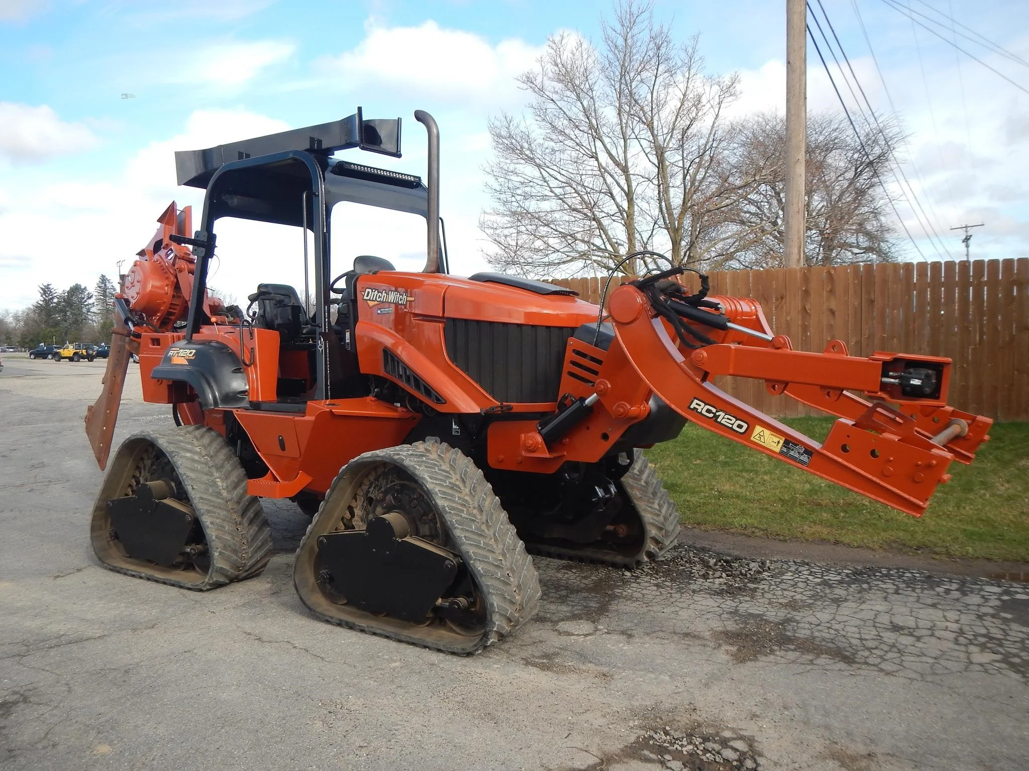 RT120 Quad w/ Vibratory Plow
