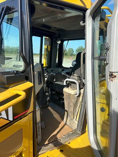 Used 2007 Caterpillar D6R LPG