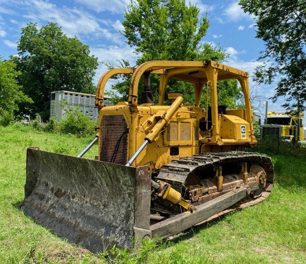 Used Caterpillar D6D