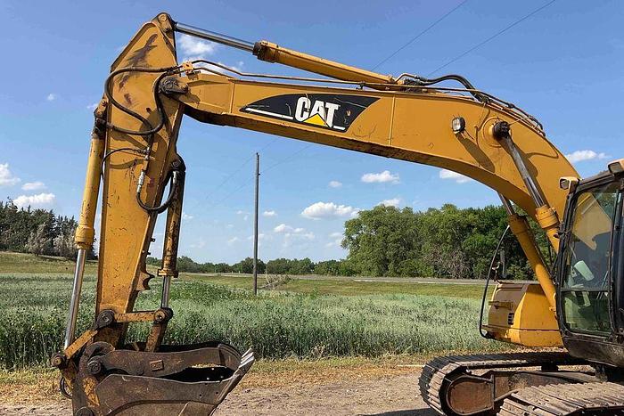 Used 2004 Caterpillar 320CLU