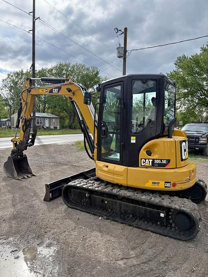 Used 2017 Caterpillar 305.5E2 CR Mini Excavator