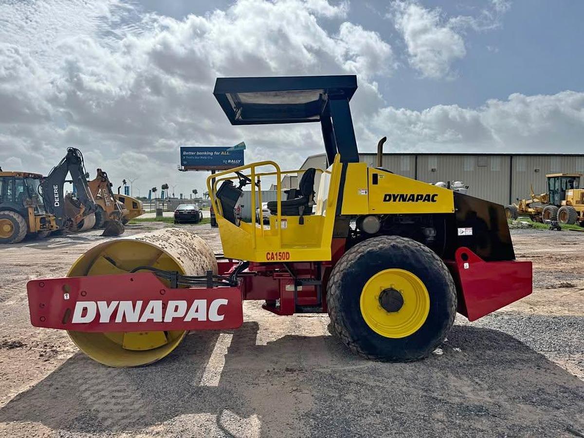 Used 2006 Dynapac CA150D Smooth Drum Compactor