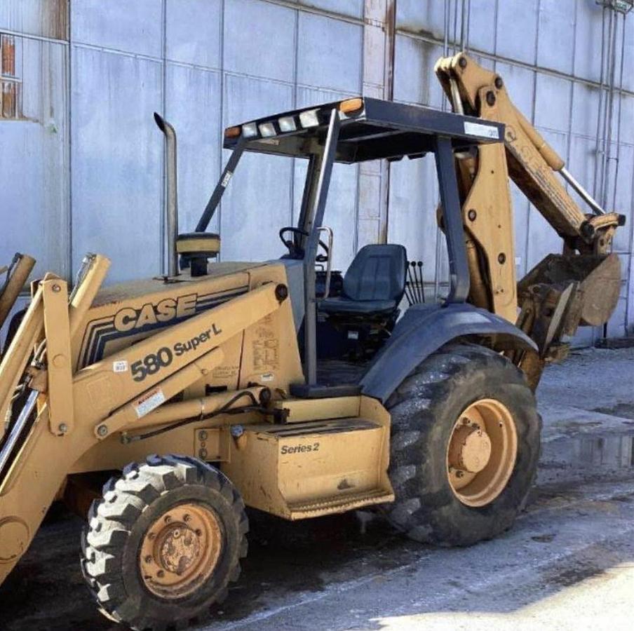 Used Case 580 Super L