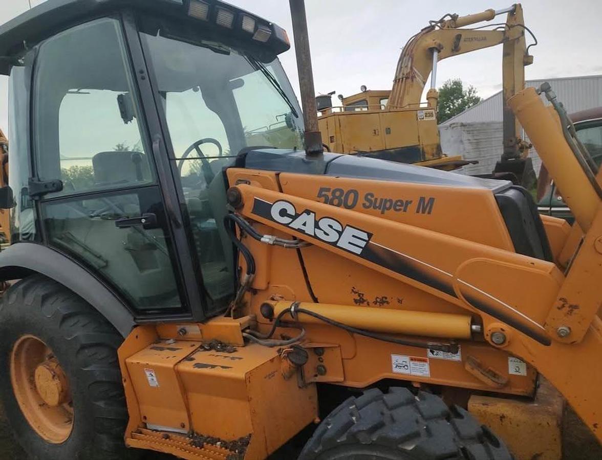 Used 2005 CASE 580SM