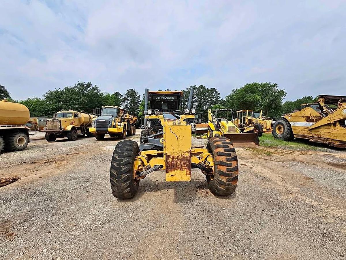 Used John Deere 672D