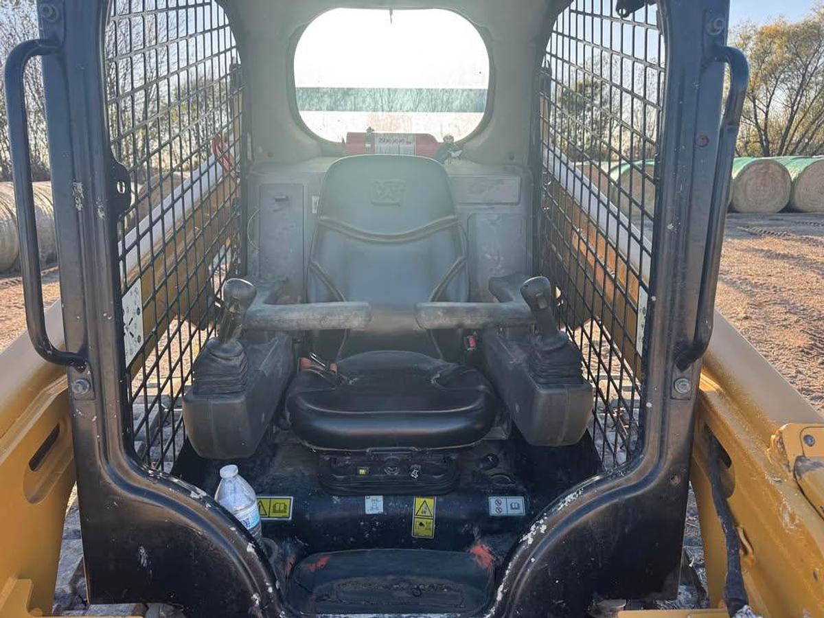 Used 2023 Caterpillar 259D3
