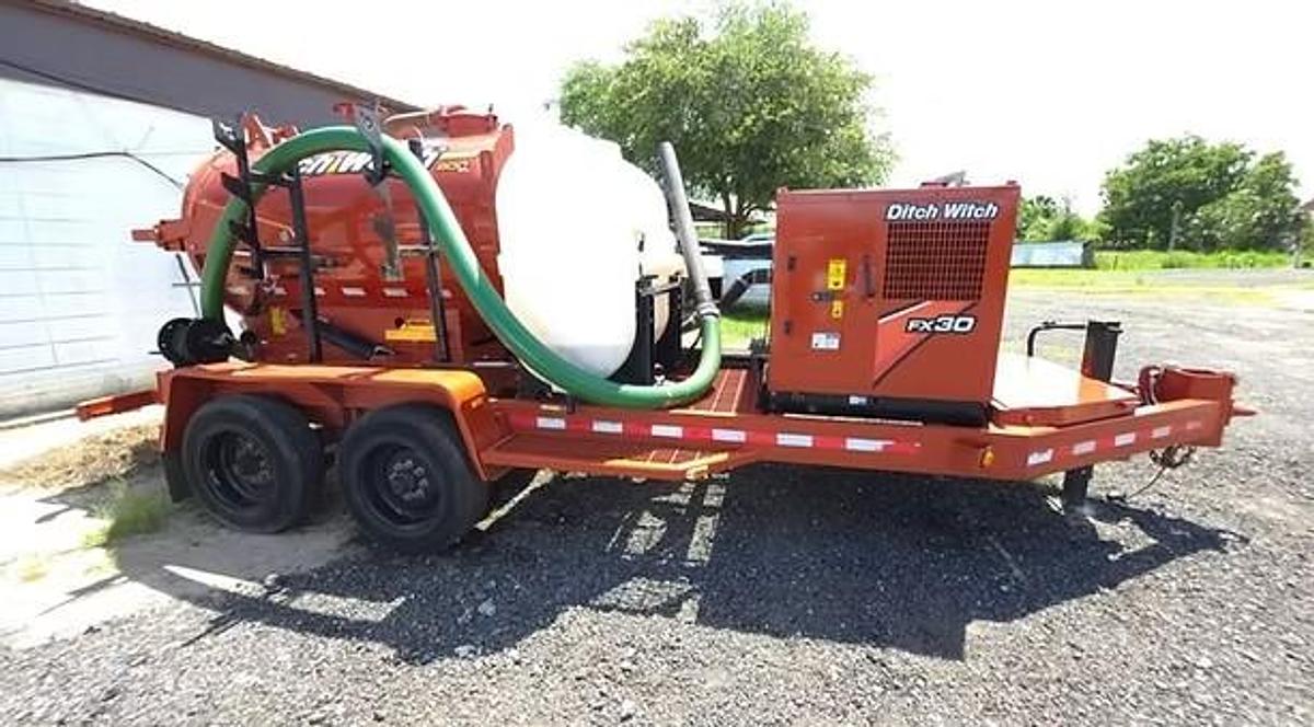 Used 2017 Ditch Witch FX30 Vacuum Excavator