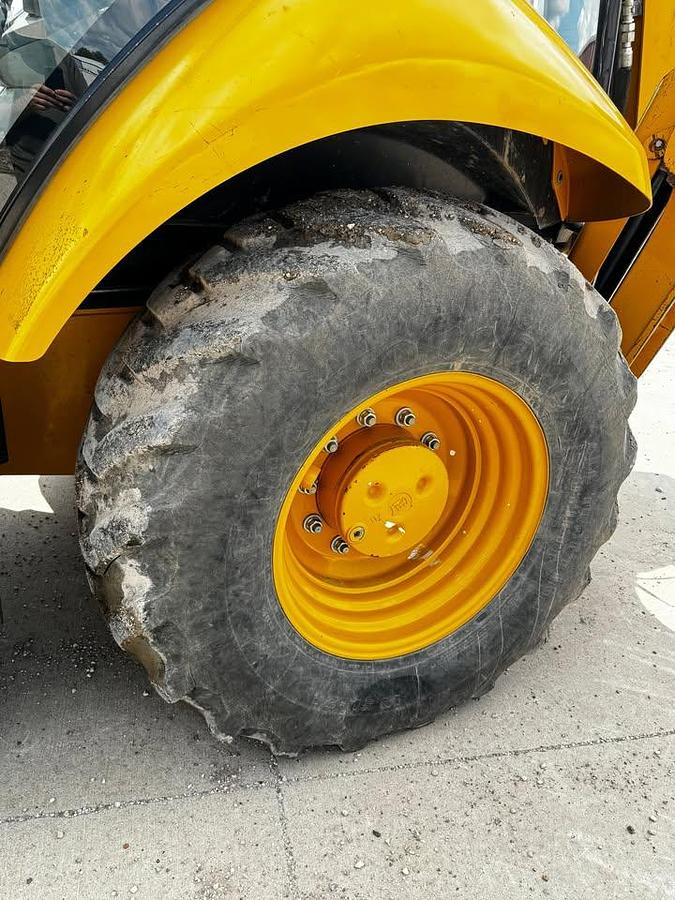 Used 2014 Caterpillar 420F