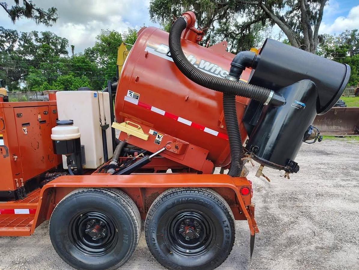 Used 2011 Ditch Witch FX30