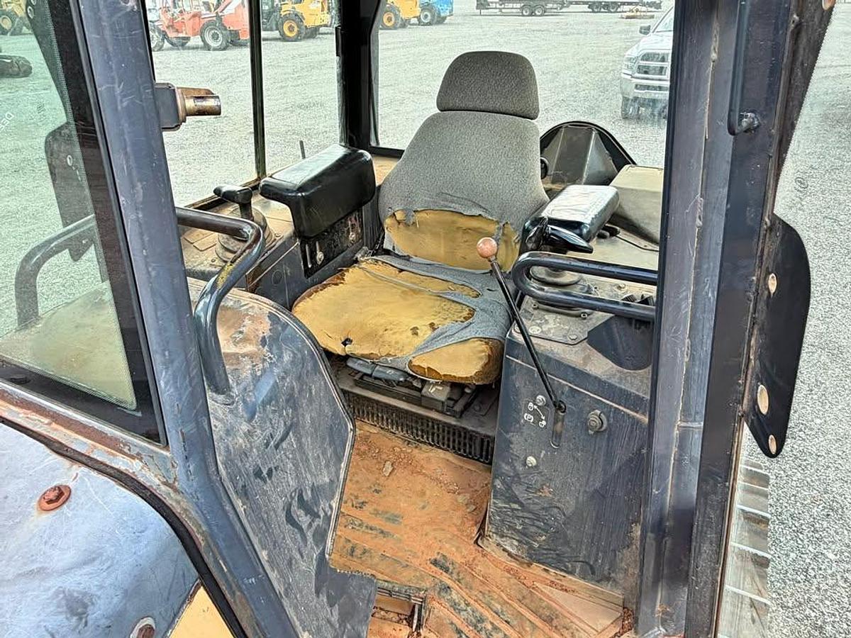 Used 2004 John Deere 650J