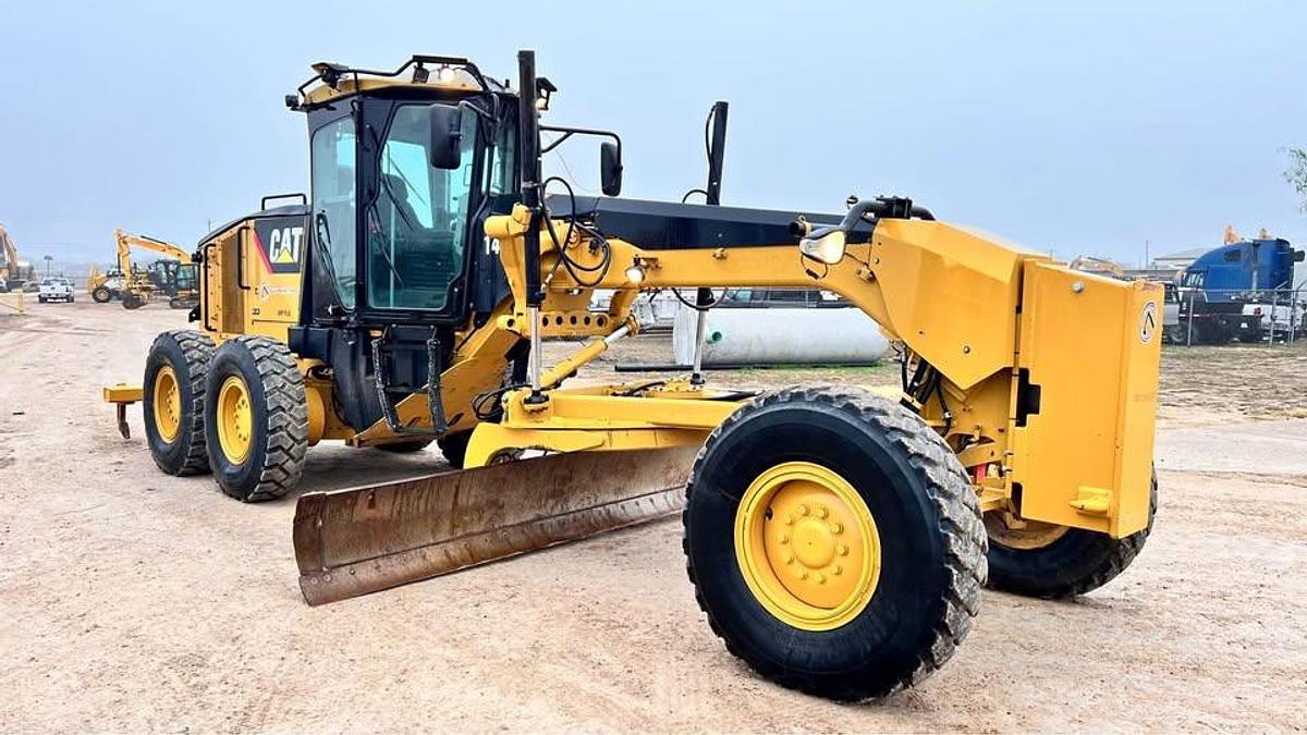 Used 2008 Caterpillar 140M