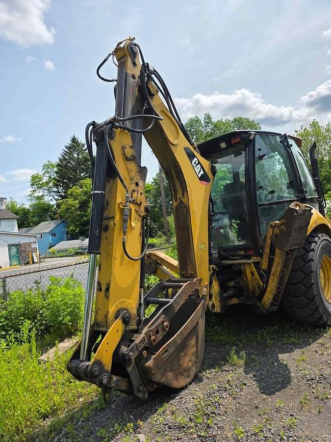 Used 2013 Caterpillar 420F