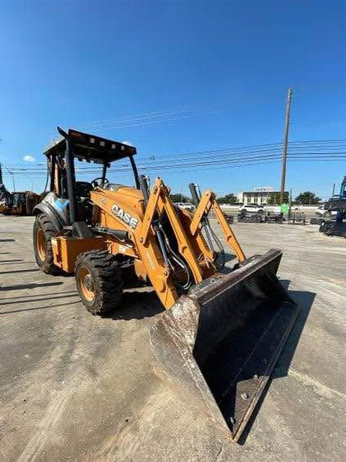 Used 2017 CASE 580SN