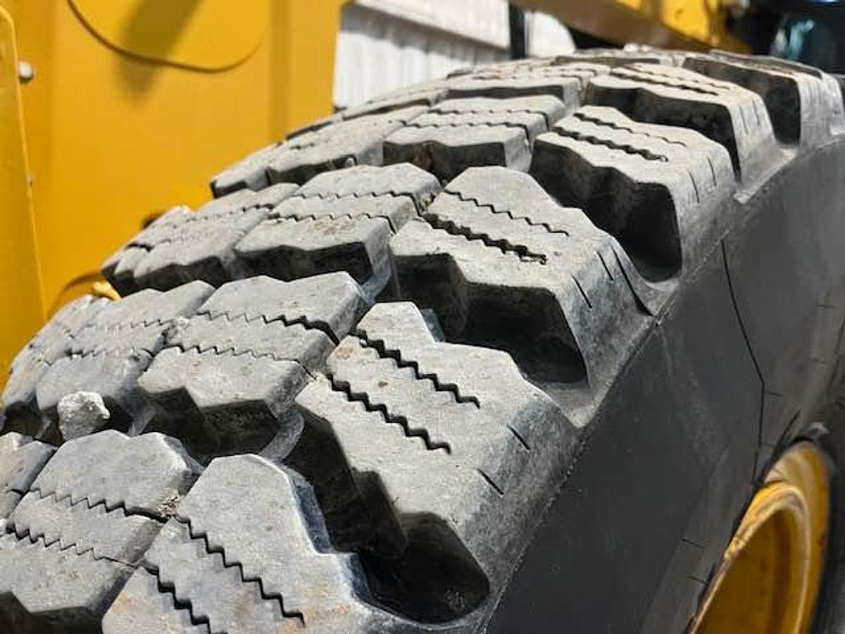 Used 2012 John Deere 770G