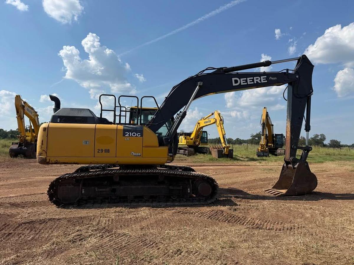 Used 2019 John Deere 210G LC