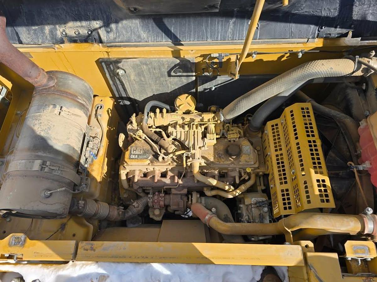 Used 2014 Caterpillar 320EL