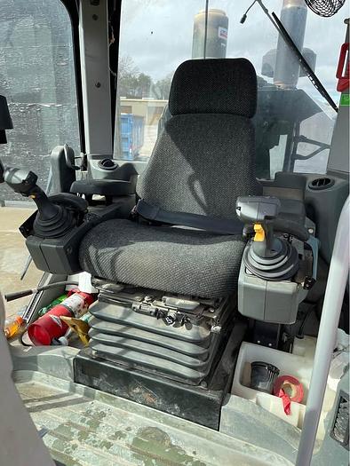 Used 2013 CATERPILLAR 120m2