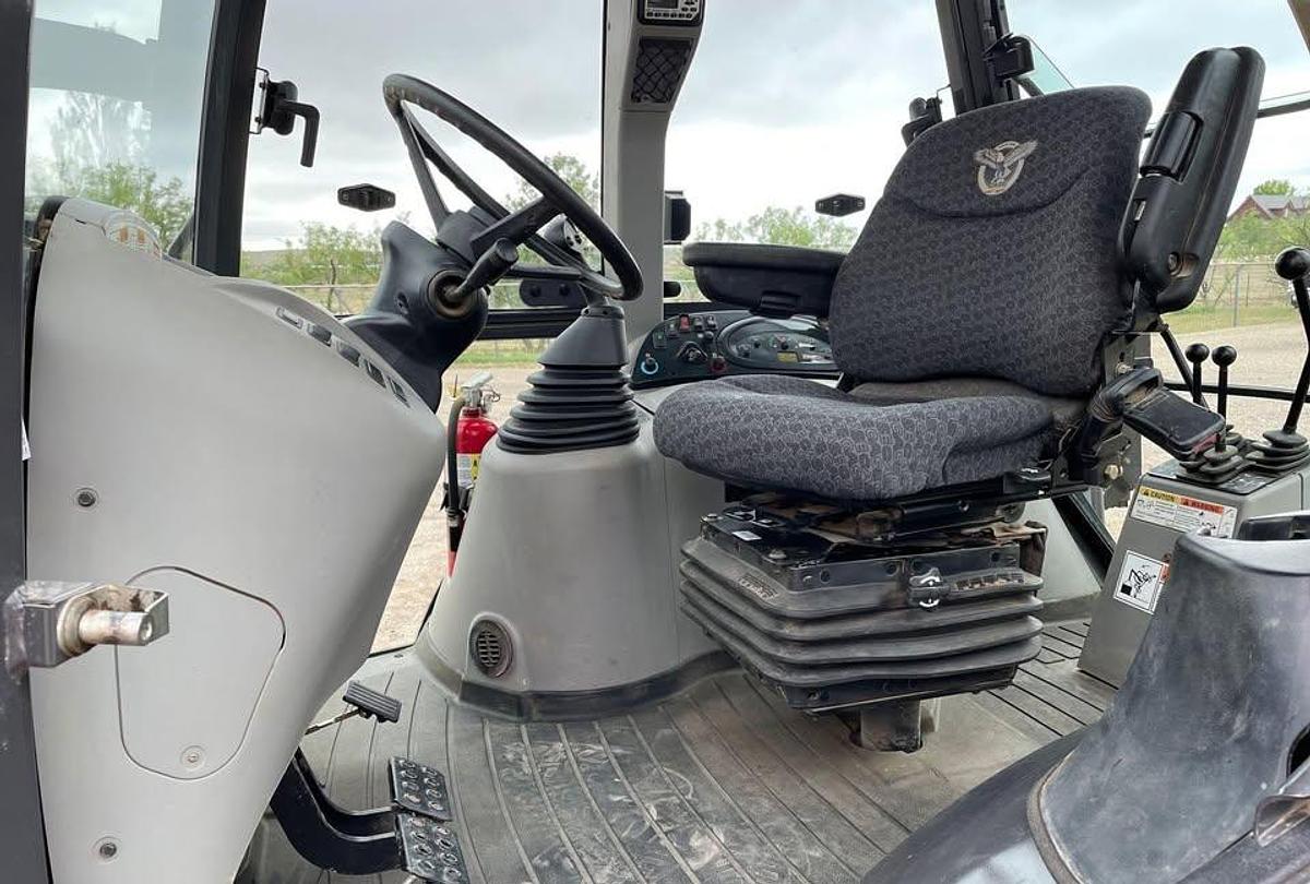 Used 2018 Case 580N EP