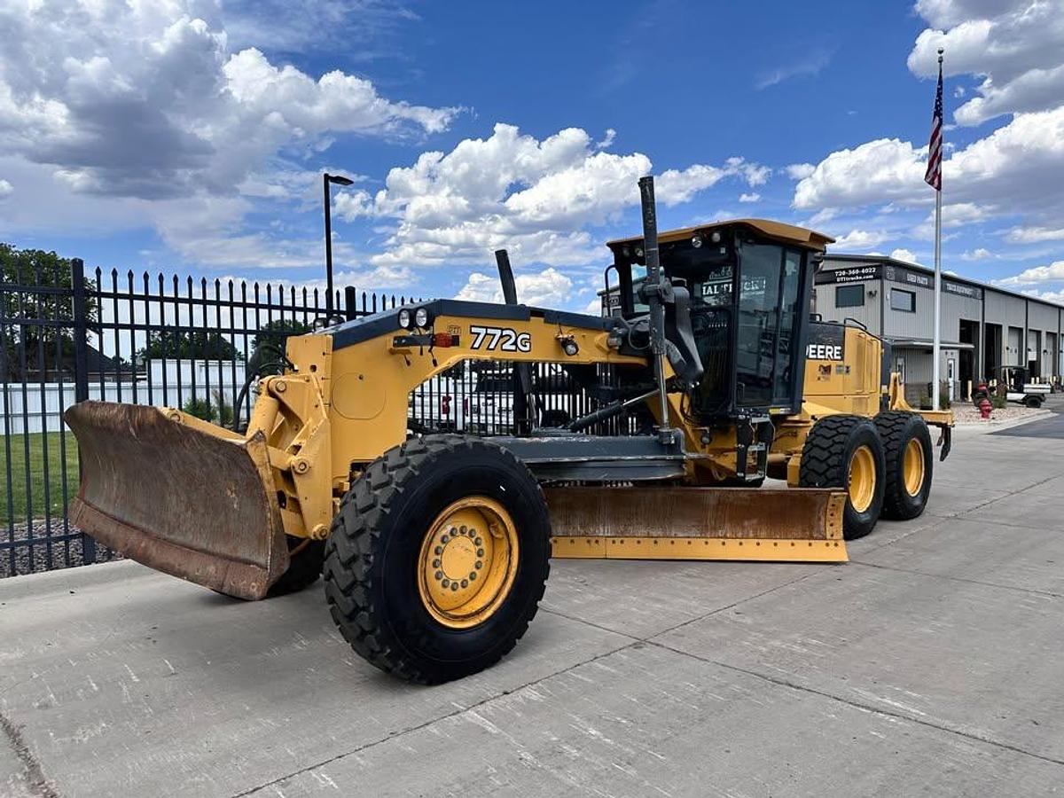 Used 2009 John Deere 772G