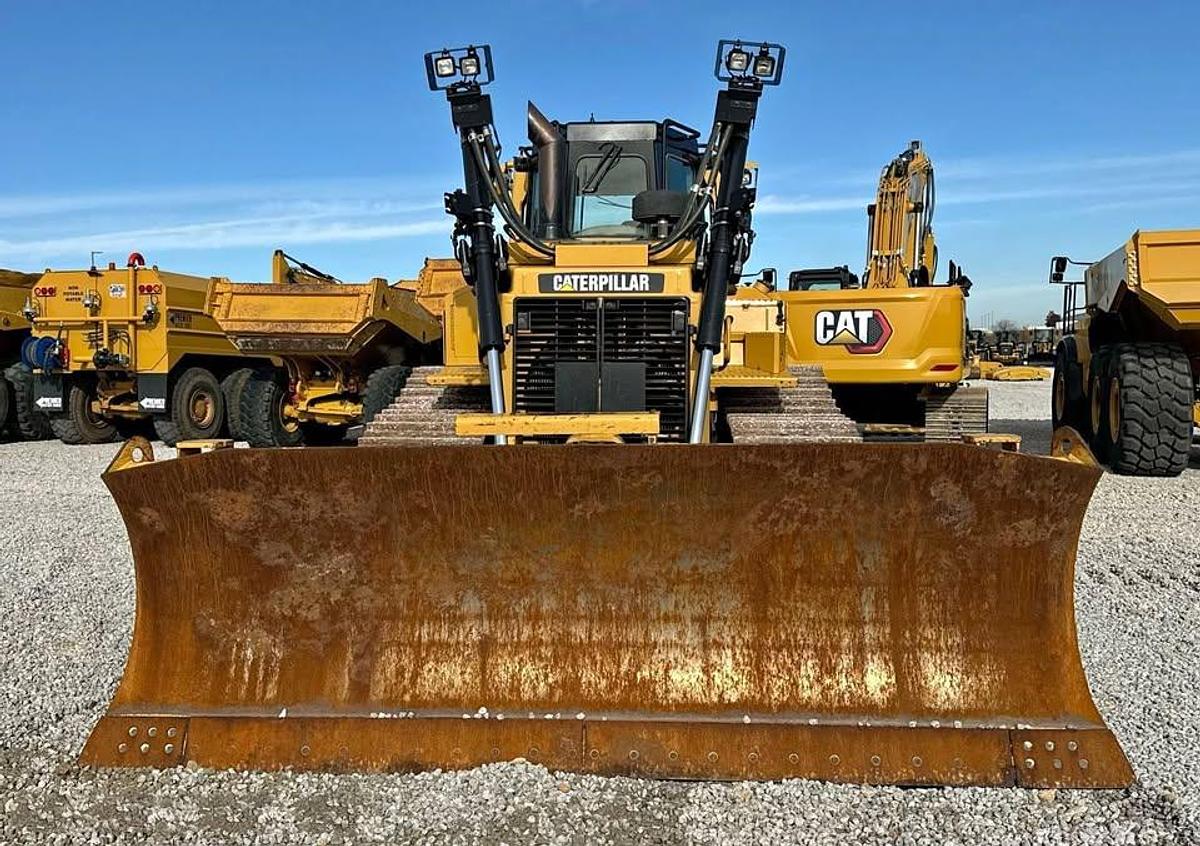 Used 2014 Caterpillar D6T LGP