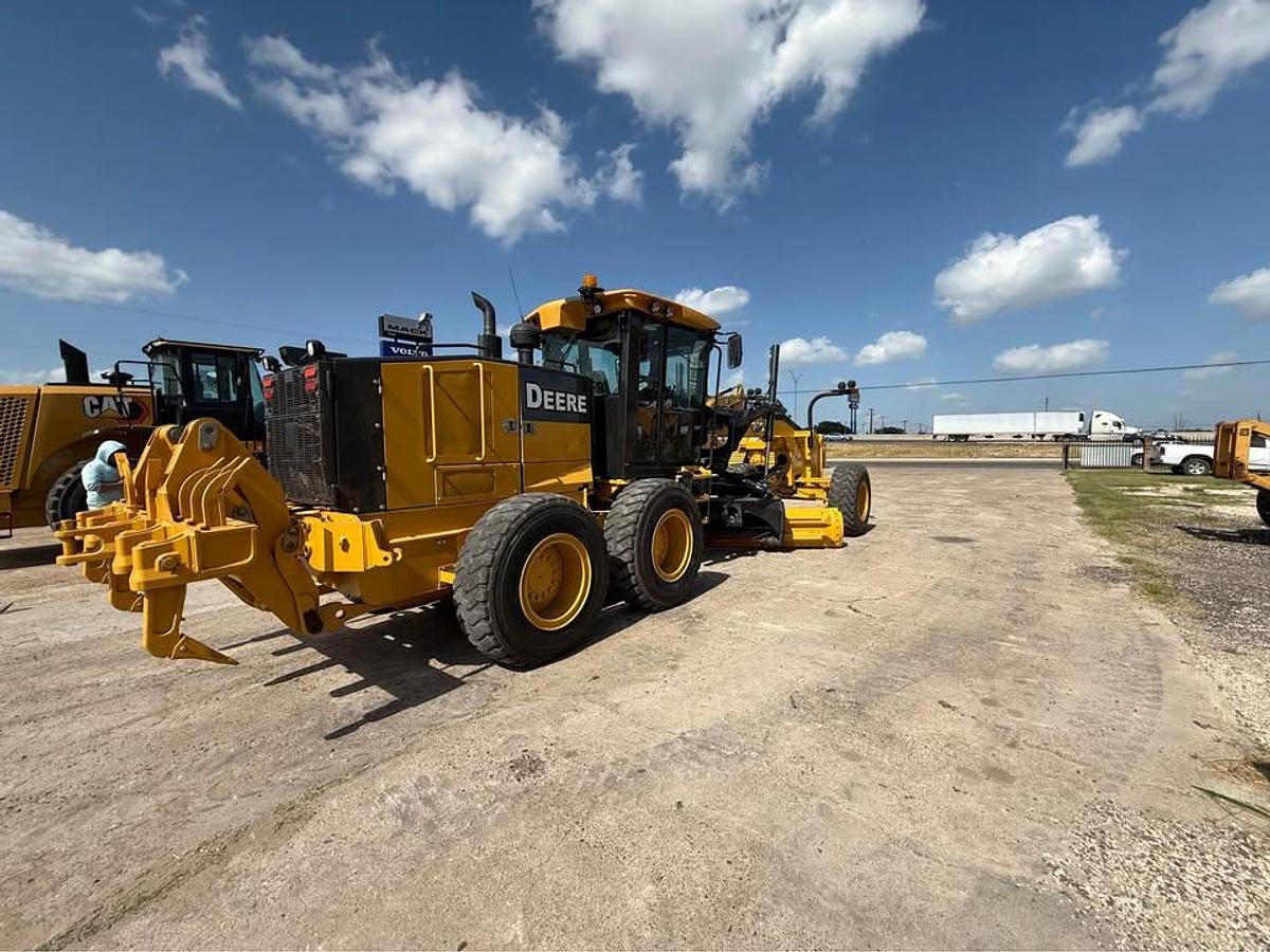 Used 2014 John Deere 772G