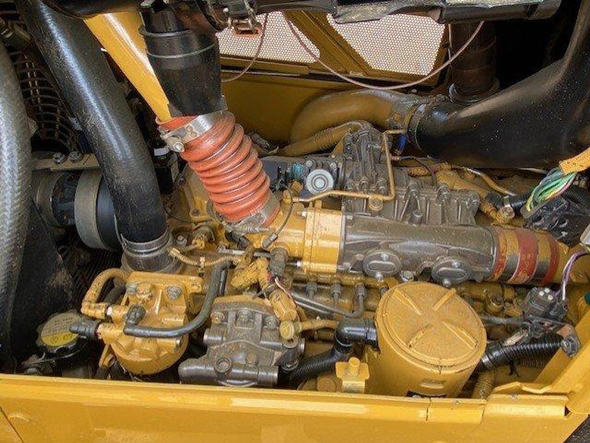 Used 2015 Caterpillar D6N LGP Dozer