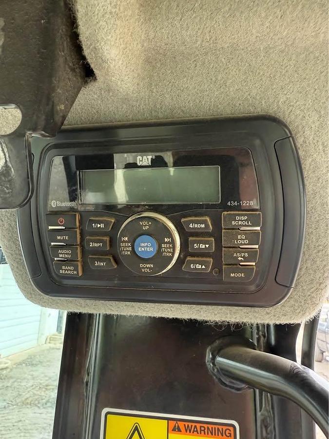 Used 2017 Caterpillar 305.5E2 CR Mini Excavator