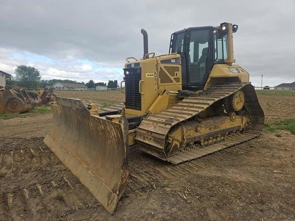 Used 2015 Caterpillar D6N LGP