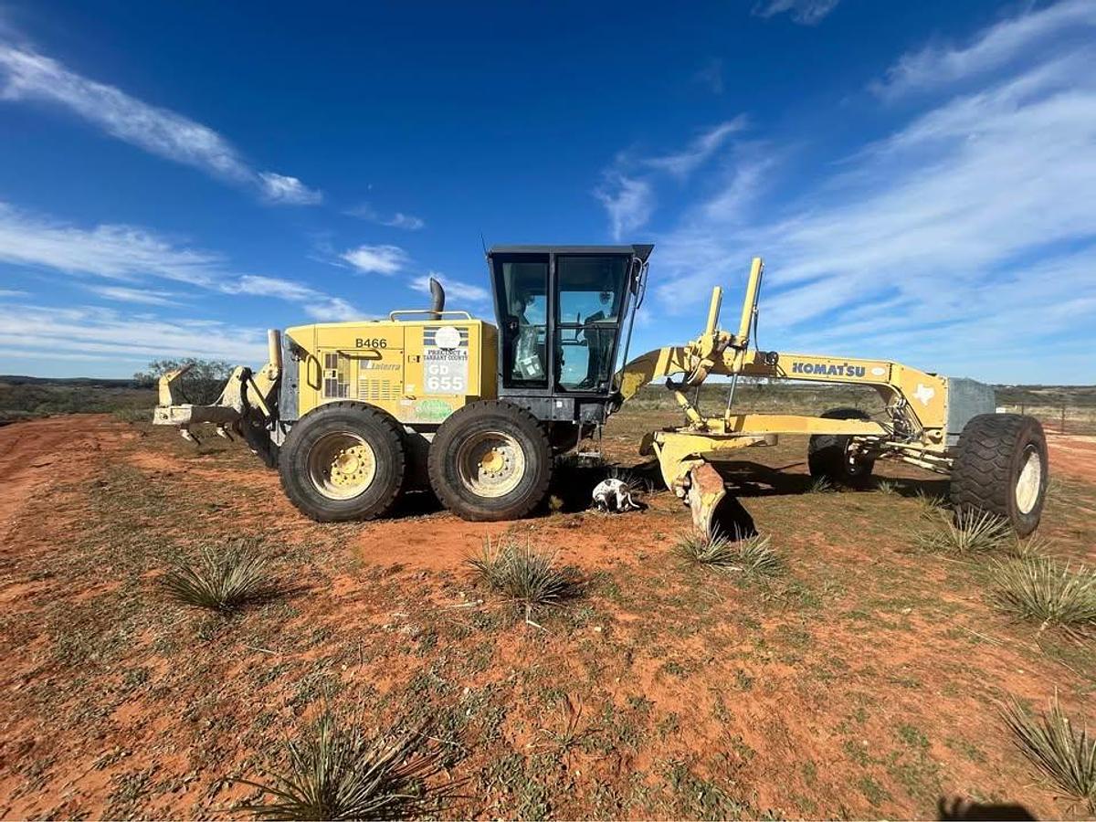Used 2016 Komatsu GD 655