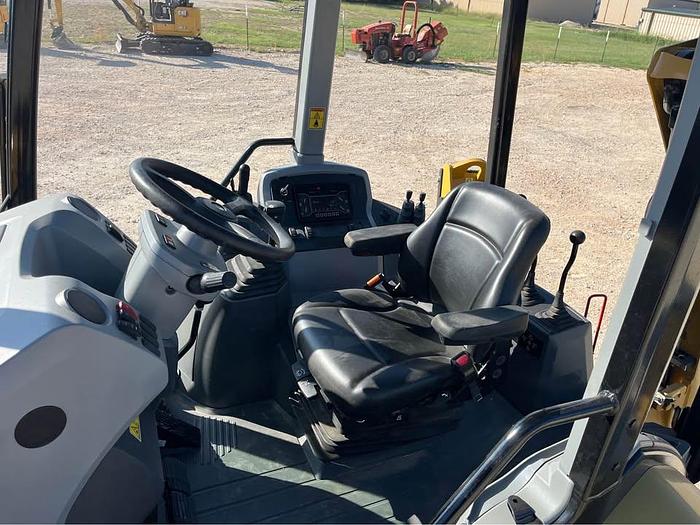 Used 2022 Caterpillar 415