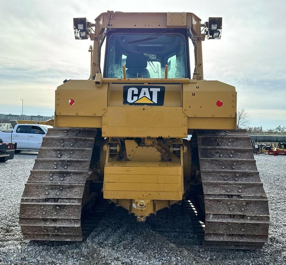 Used 2014 Caterpillar D6T LGP