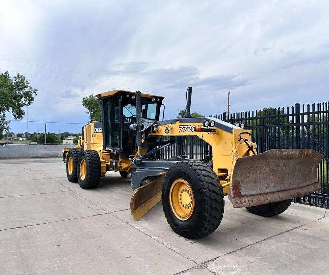 Used 2009 John Deere 772G