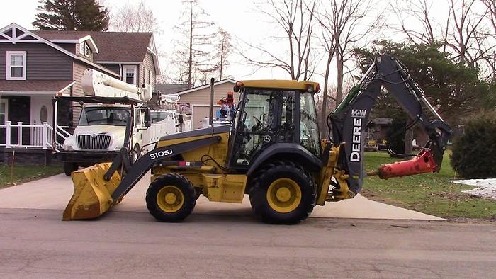 Used 2008 JOHN DEERE 310SJ