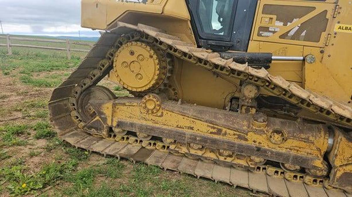 Used 2015 Caterpillar D6N LGP