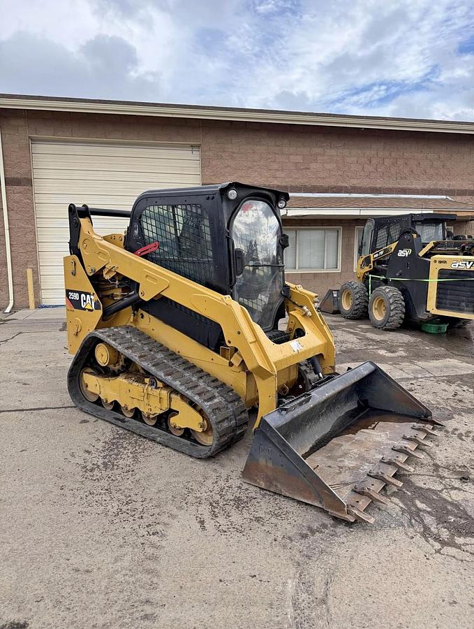 Used 2019 Caterpillar 259D3