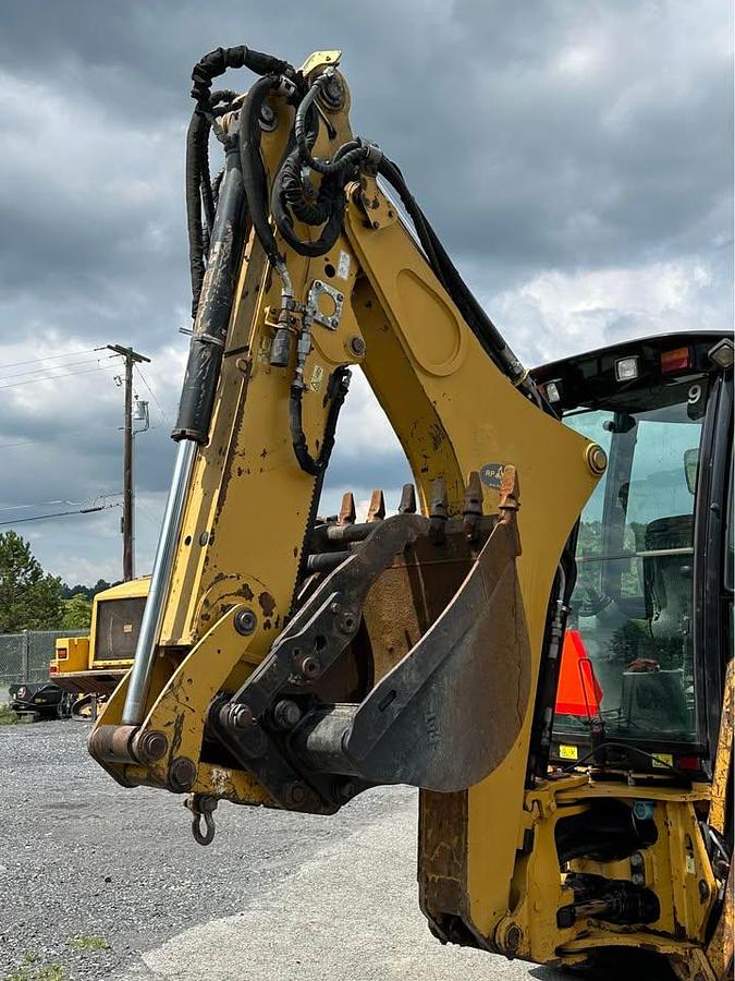 Used 2014 Caterpillar 420F IT