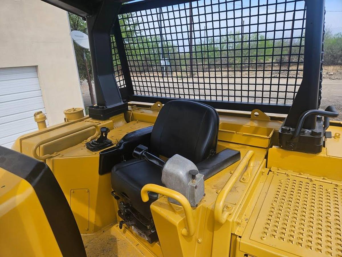 Used 2000 Caterpillar D6R