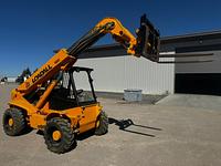 1999 JCB 520