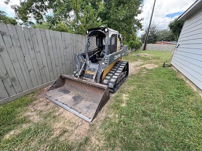 Skid steer rental 2025